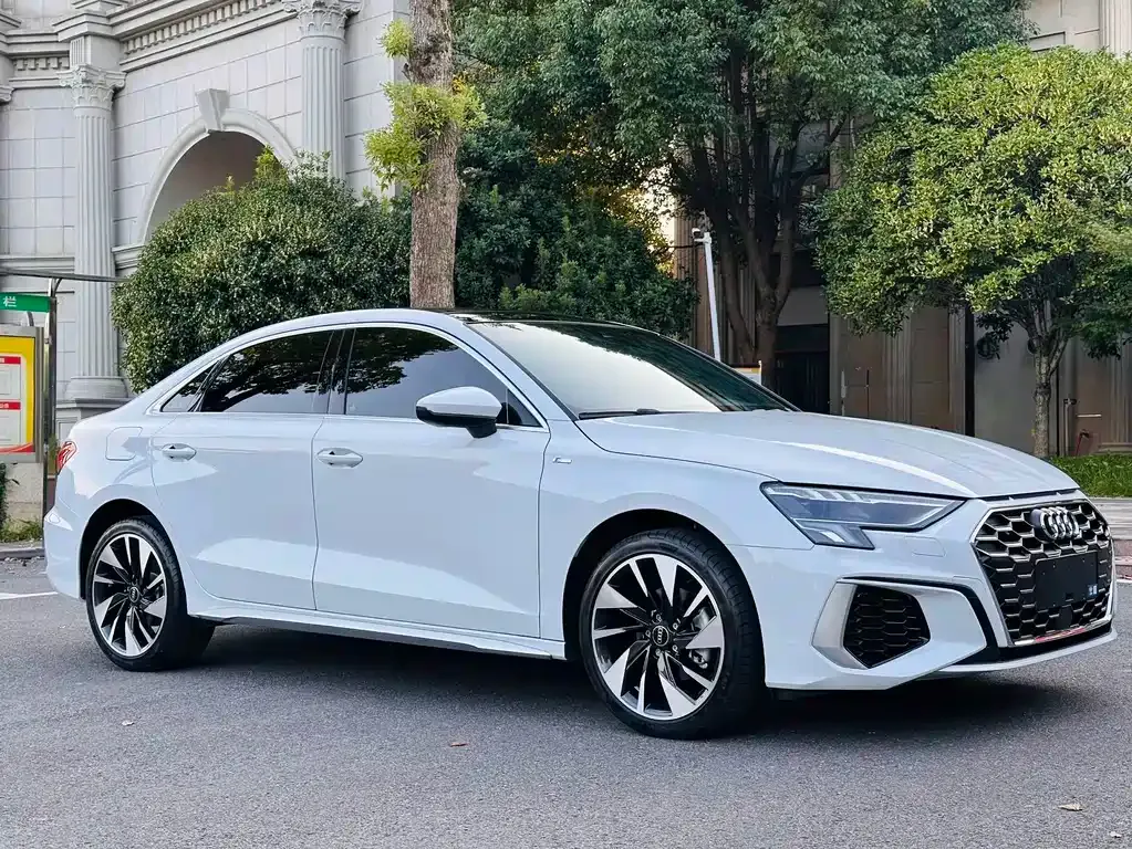 Audi A3 — фото 9