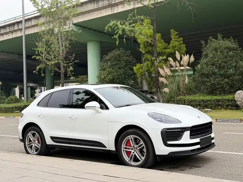 Porsche Macan — фото 10