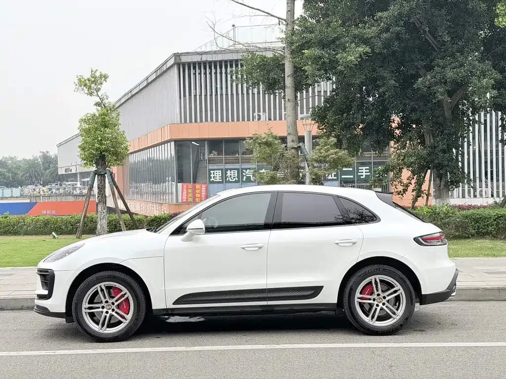 Porsche Macan — фото 8
