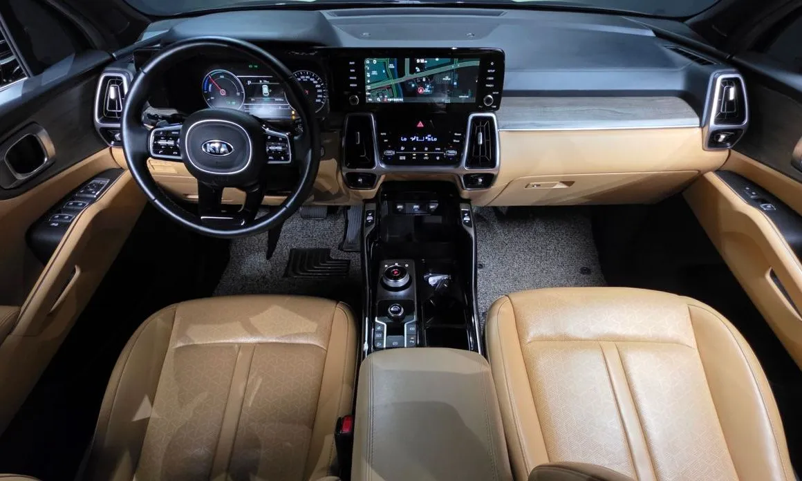 Kia Sorento — фото 9