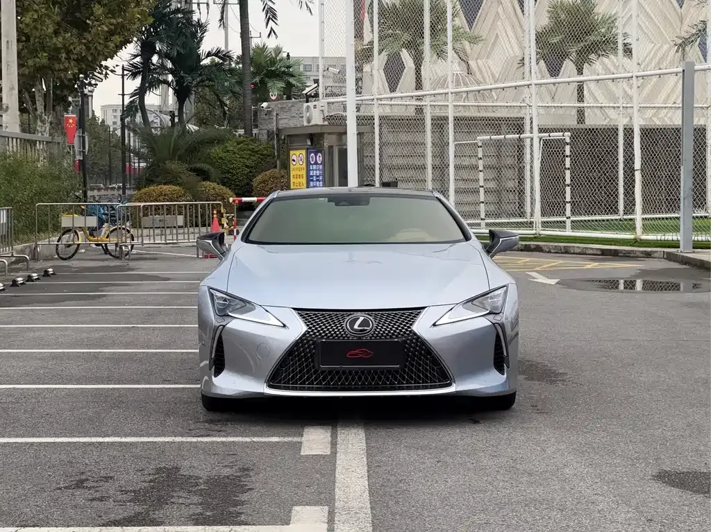 Lexus LC — фото 9