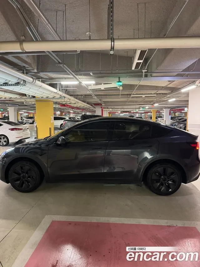 Tesla Model Y — фото 5
