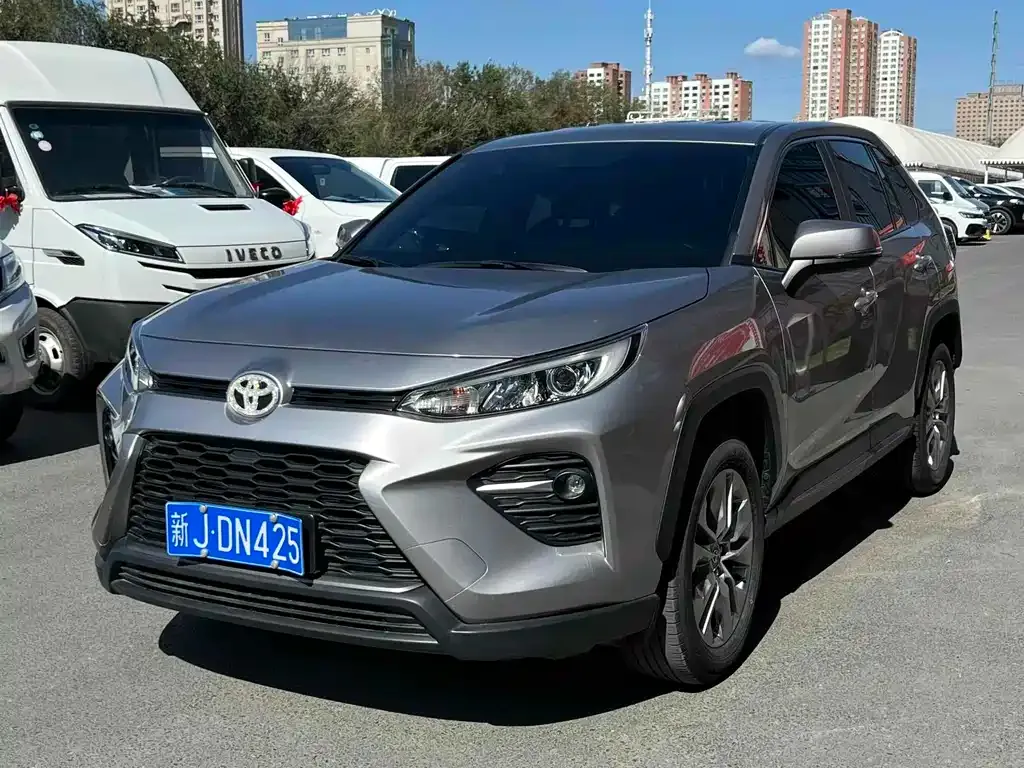 Toyota Wildlander — фото 1