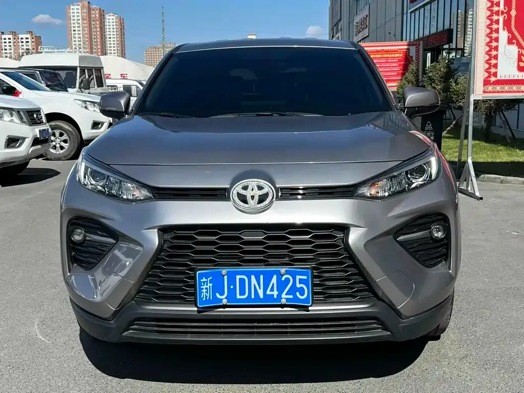 Toyota Wildlander — фото 8