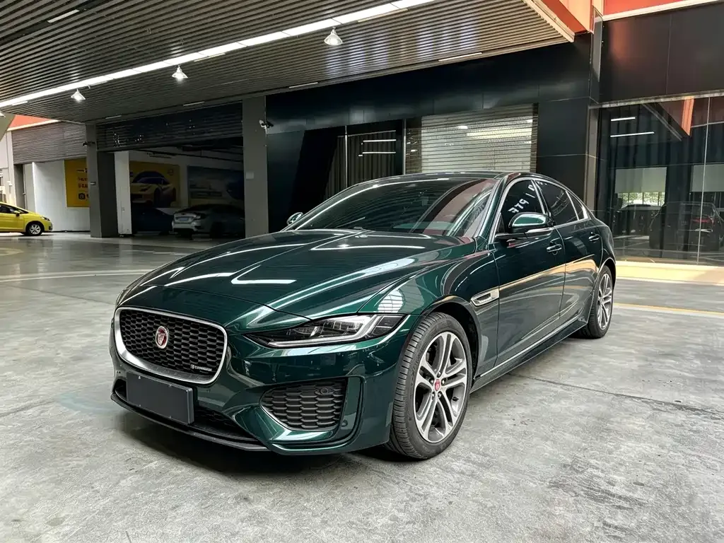 Jaguar XEL — фото 1
