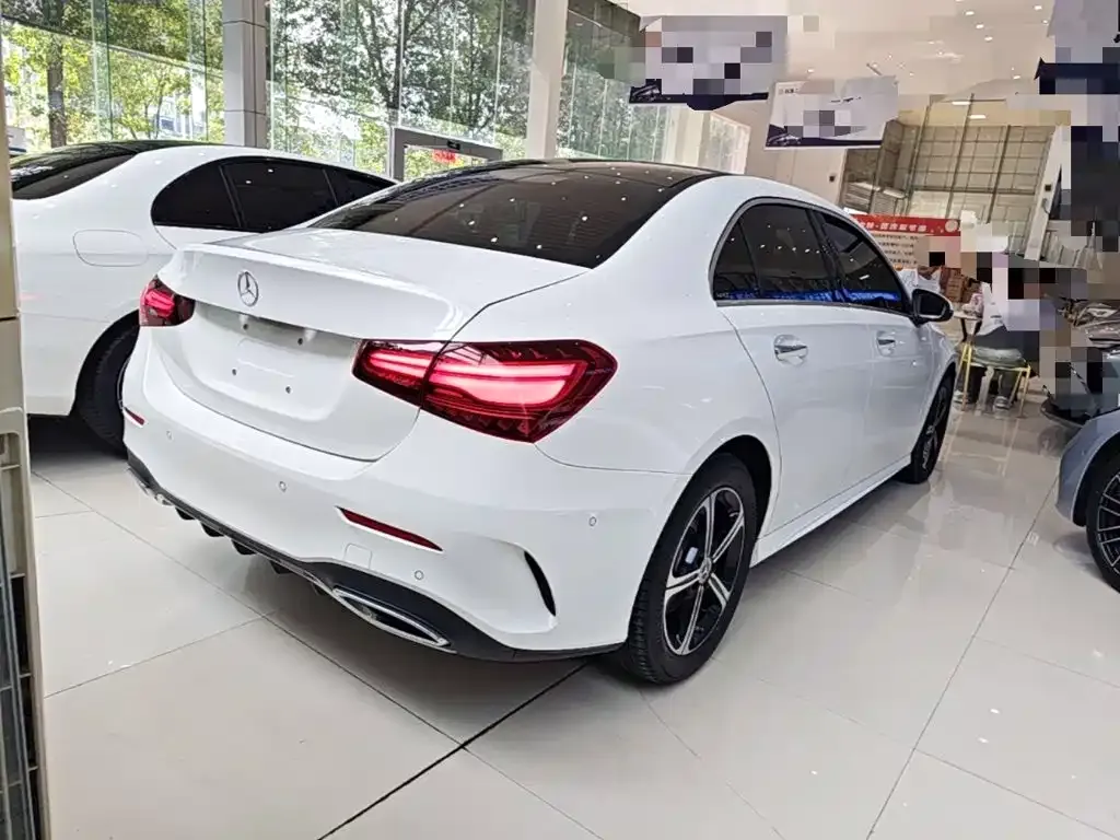 Mercedes-Benz A-Class — фото 9