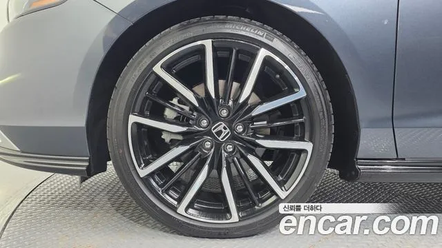 Honda Accord — фото 5