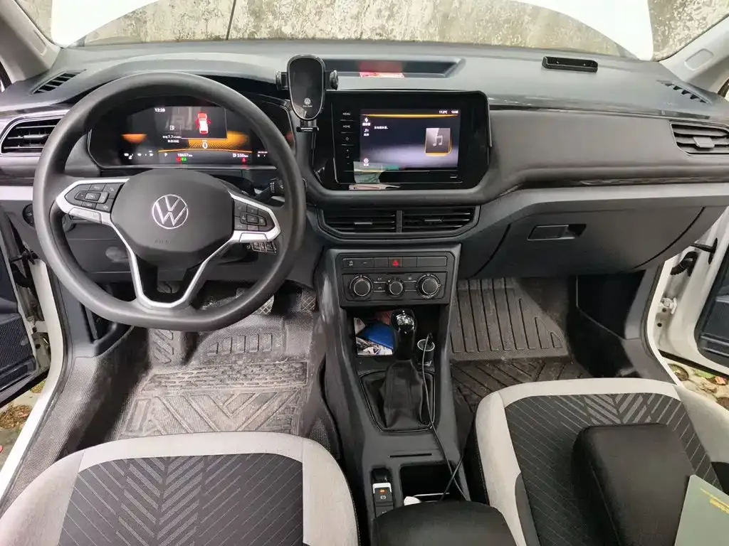 Volkswagen Tharu — фото 6