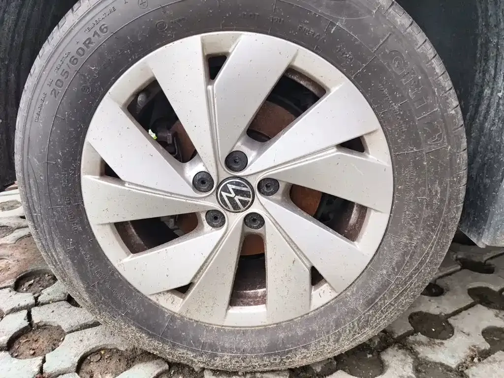 Volkswagen Tharu — фото 9