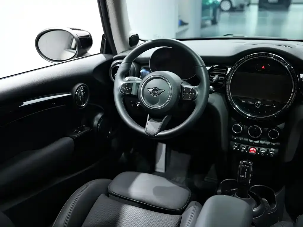 MINI Cooper (3-door) — фото 10