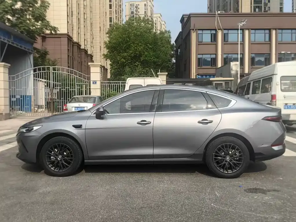 BYD Qin PLUS — фото 8