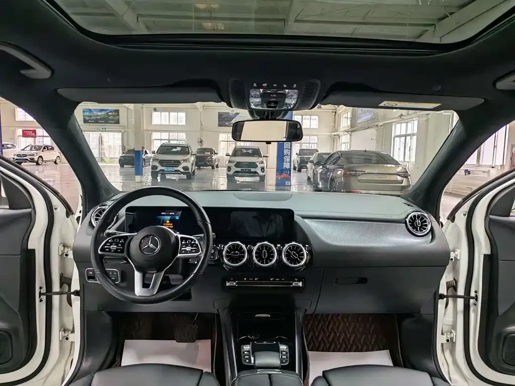 Mercedes-Benz GLA — фото 4