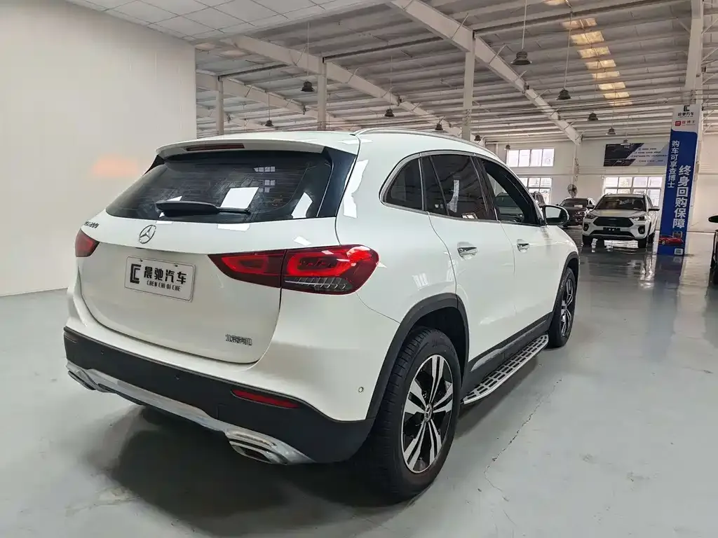 Mercedes-Benz GLA — фото 8