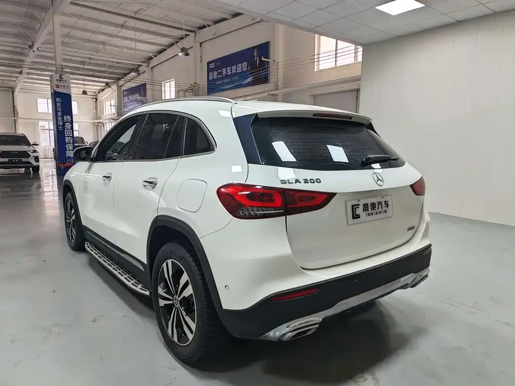 Mercedes-Benz GLA — фото 10
