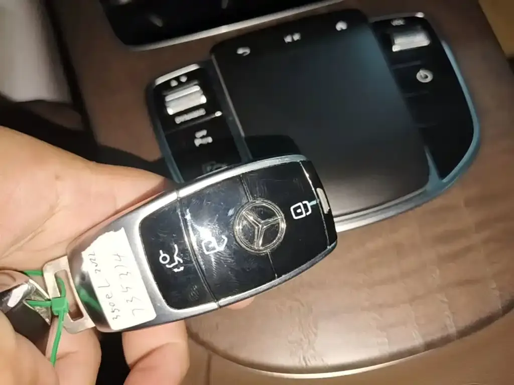 Mercedes-Benz E-Class New Energy — фото 2