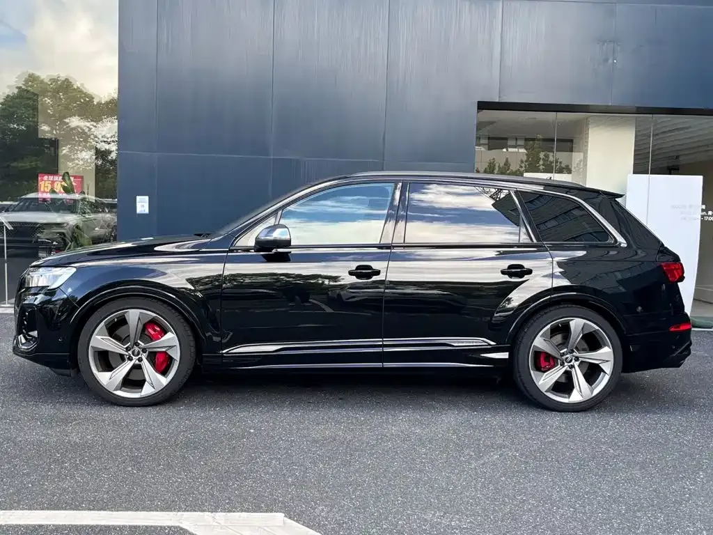 Audi SQ7 — фото 7