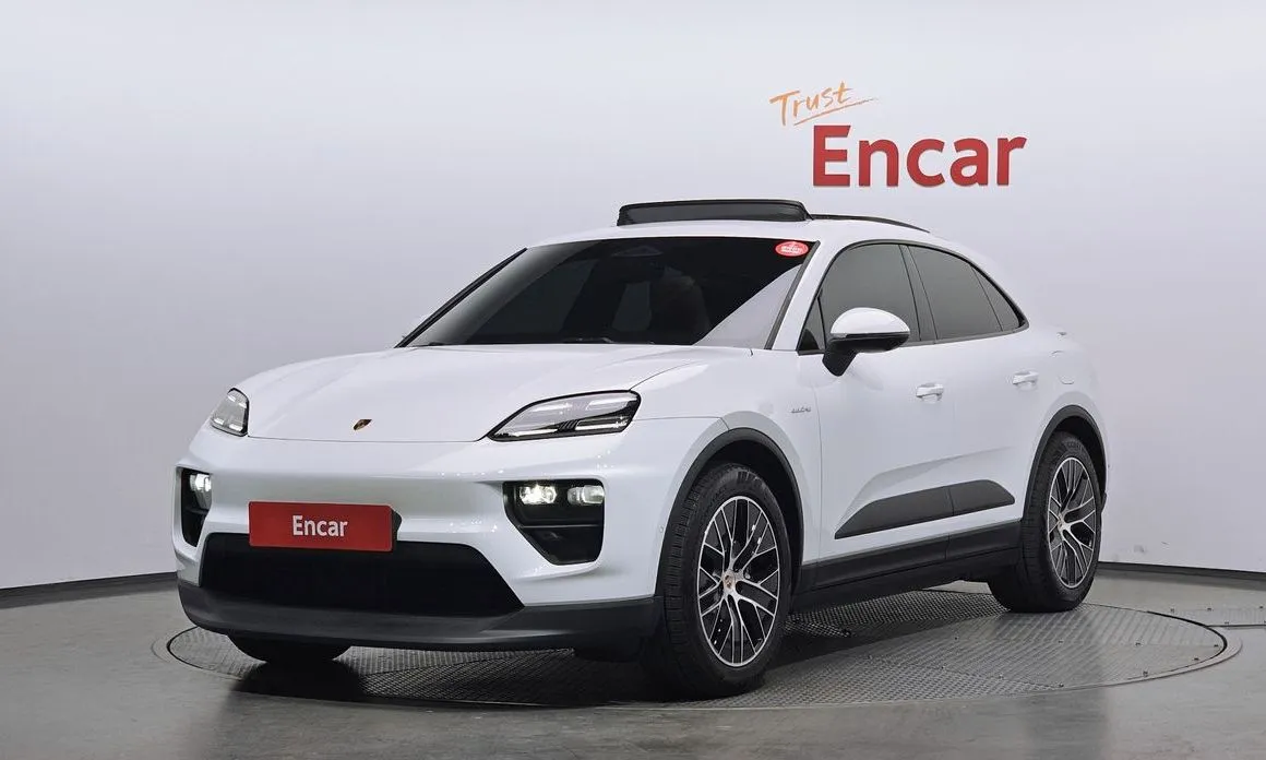 Porsche Macan — фото 1