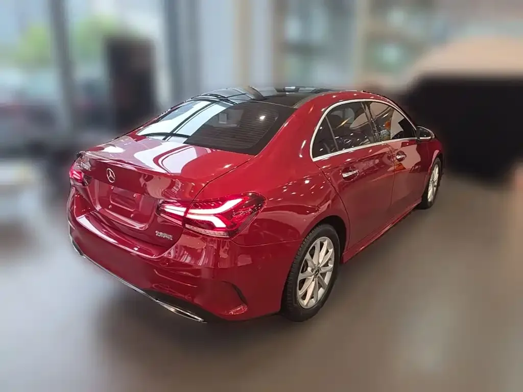 Mercedes-Benz A-Class — фото 10