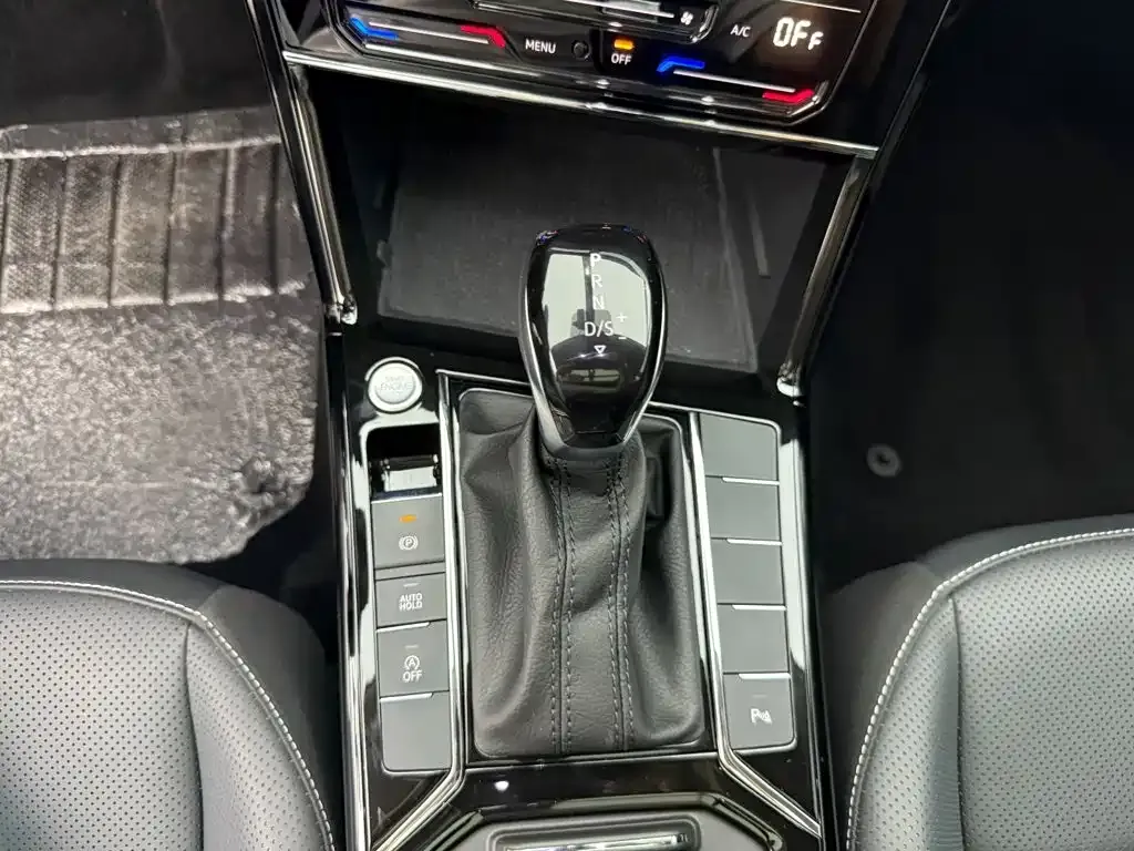 Volkswagen Passat — фото 4