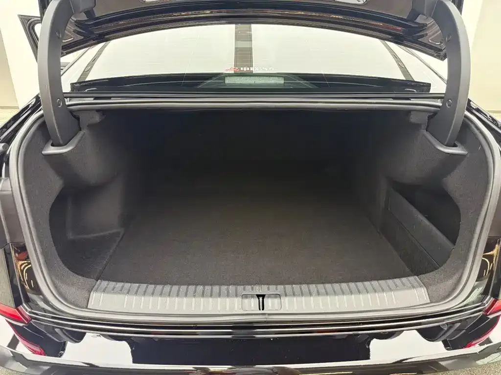 Volkswagen Passat — фото 8