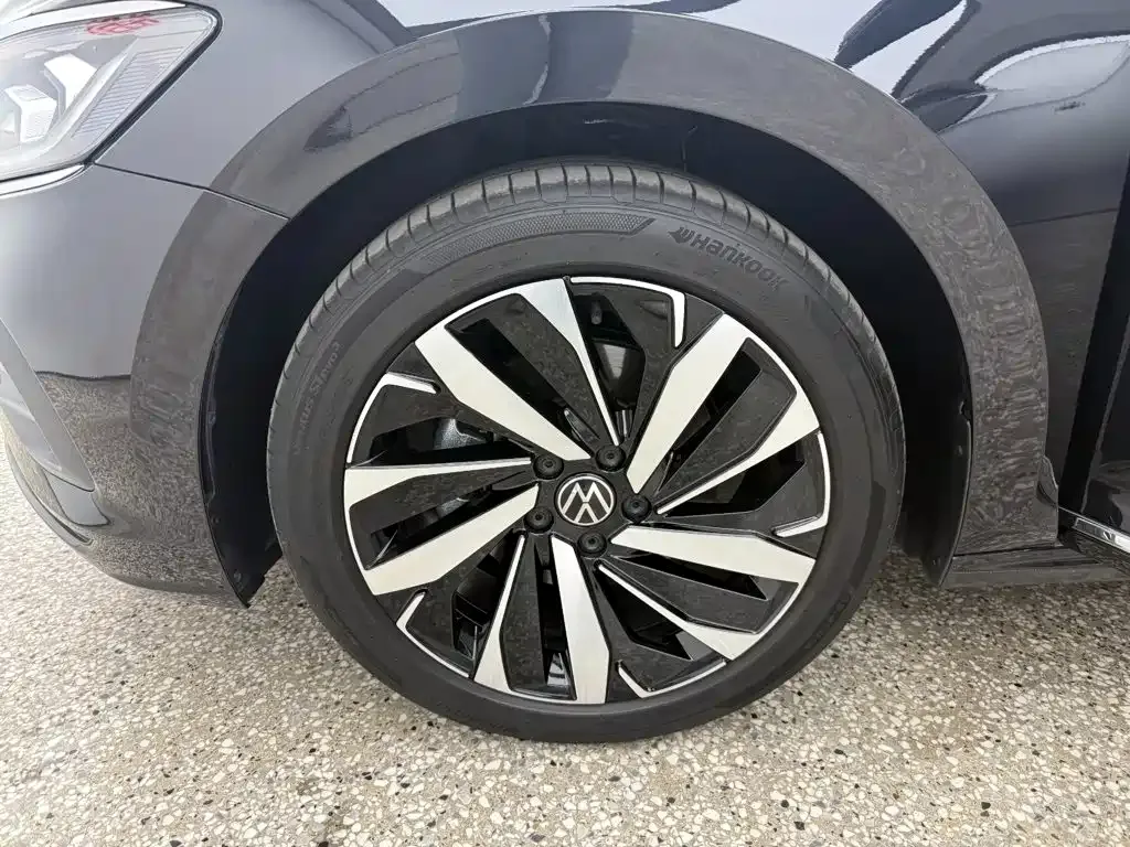 Volkswagen Passat — фото 10
