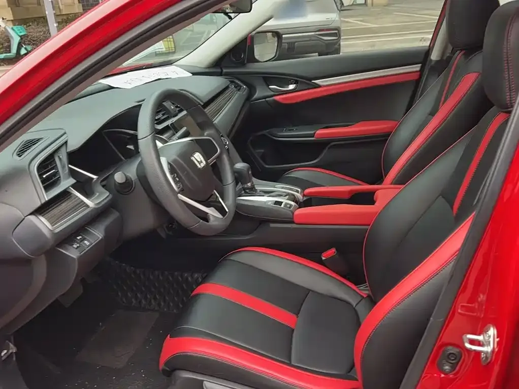 Honda Civic — фото 7