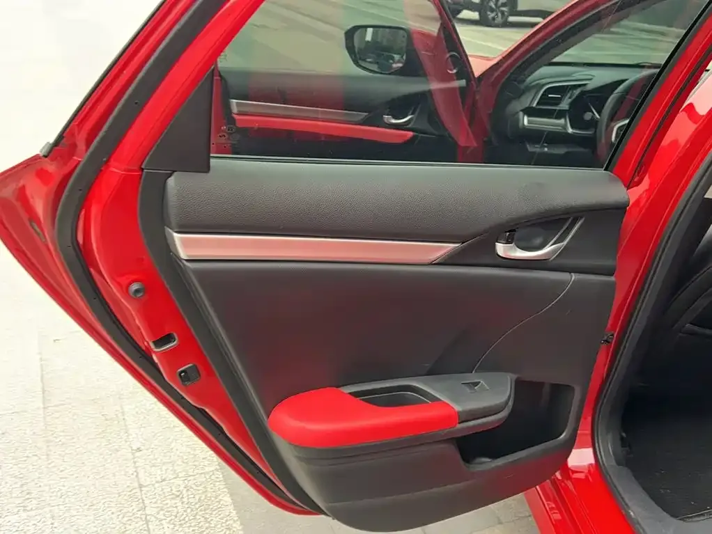 Honda Civic — фото 4