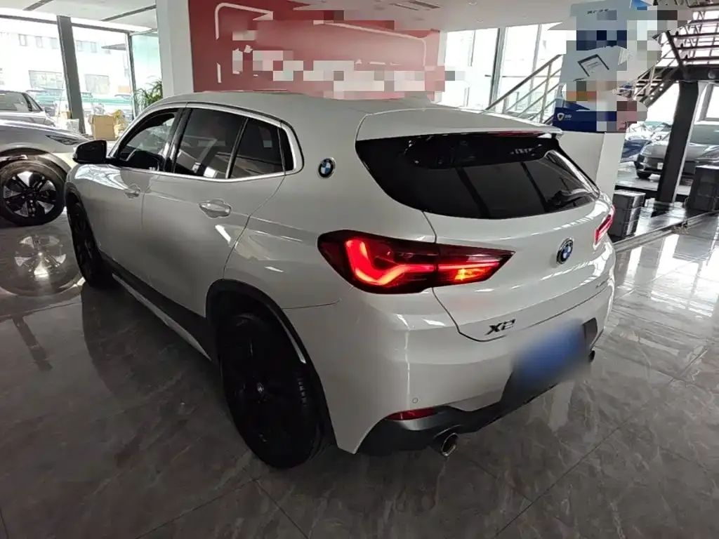 BMW X2 — фото 8