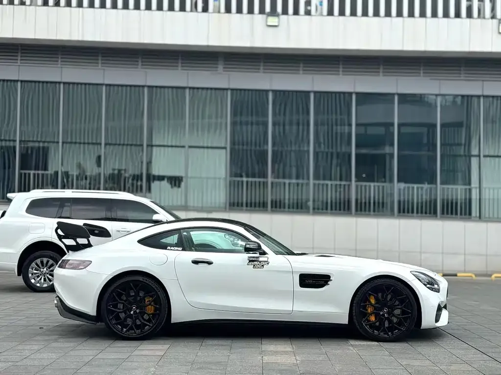 Mercedes-Benz AMG GT — фото 6