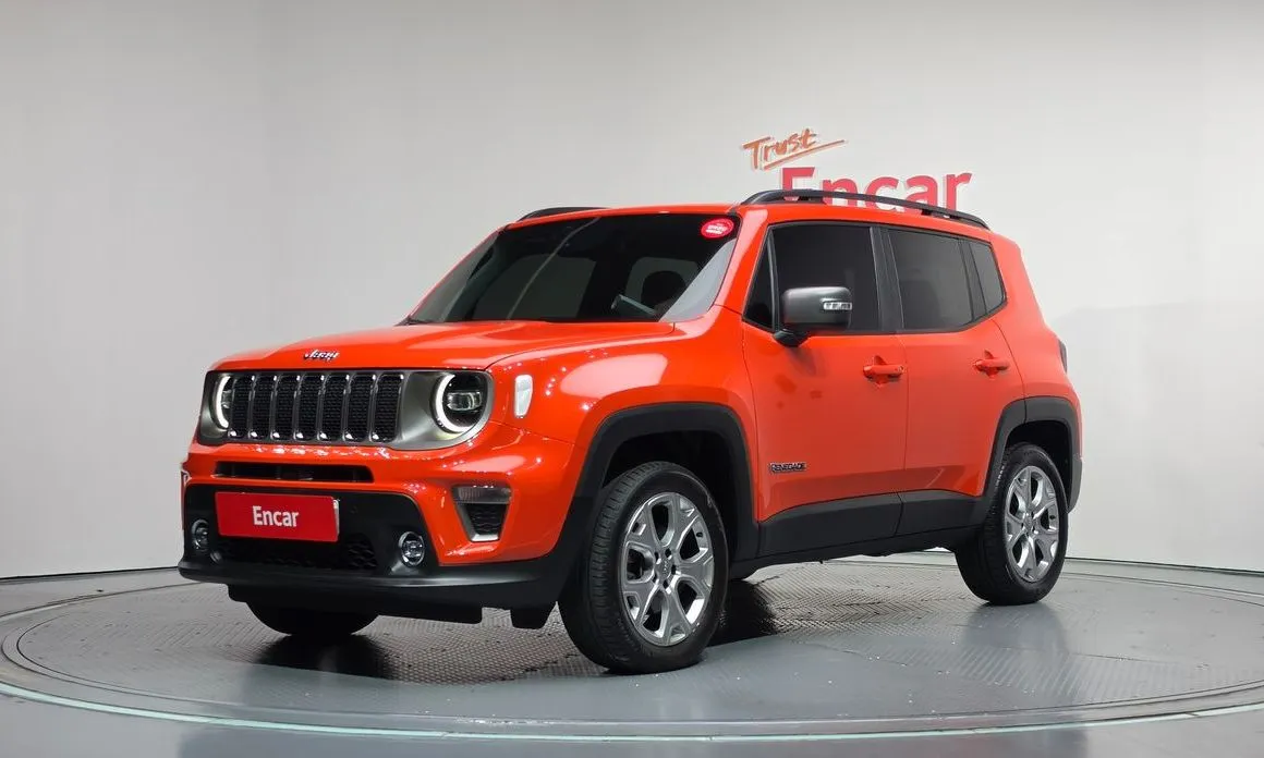 Jeep Renegade — фото 1