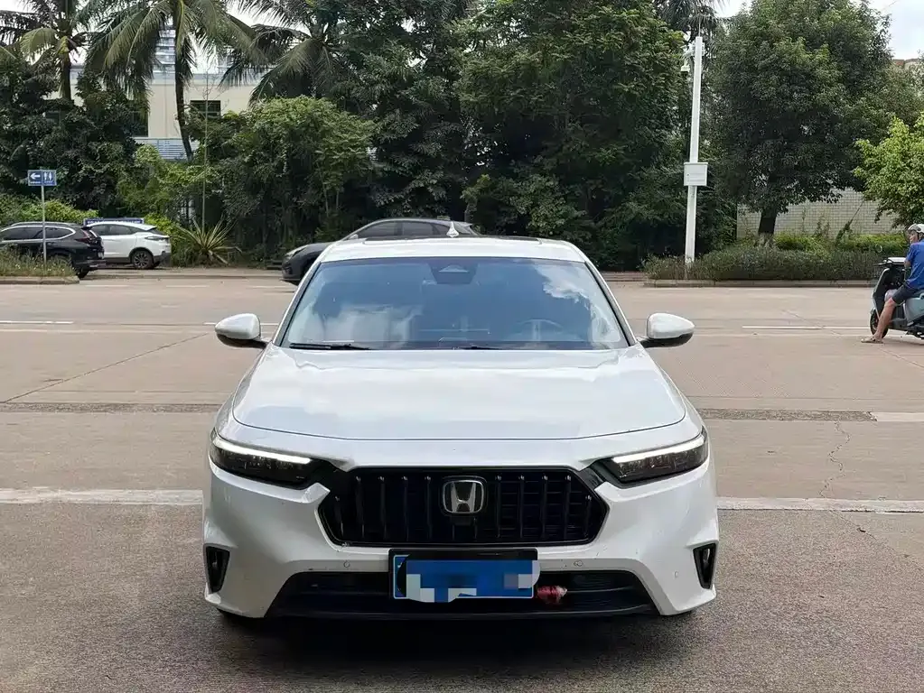 Honda Inspire — фото 6