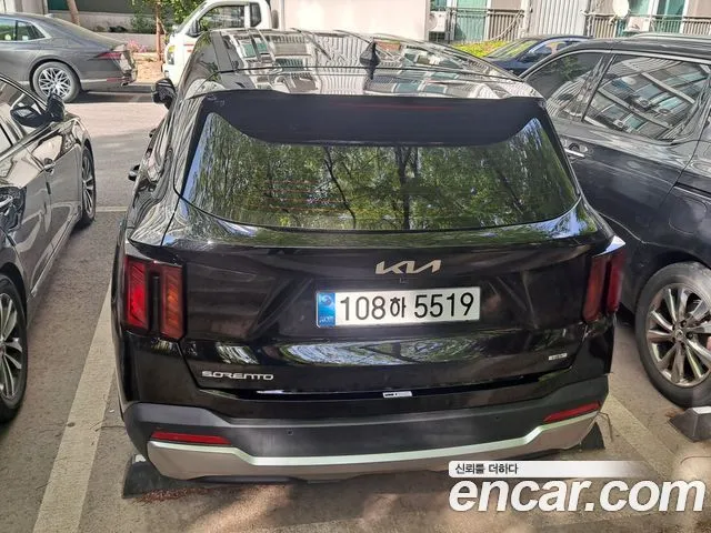 Kia Sorento — фото 4