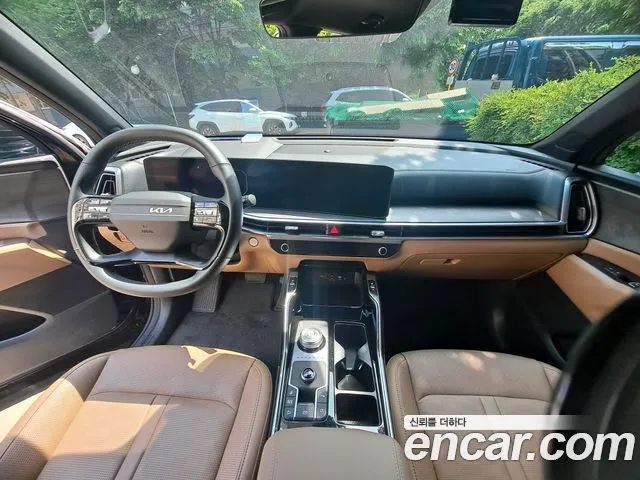 Kia Sorento — фото 8