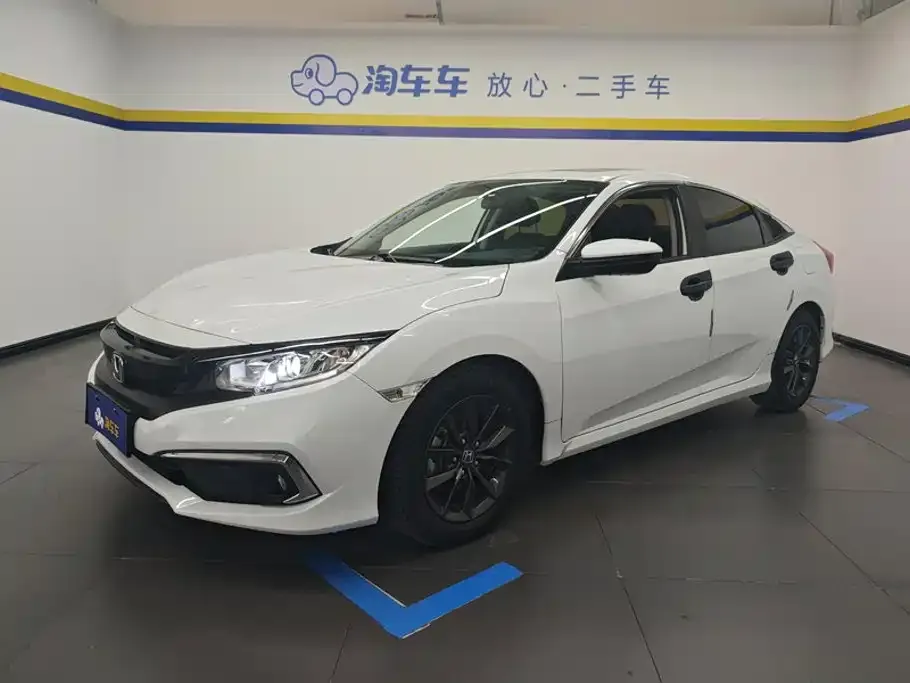 Honda Civic — фото 1