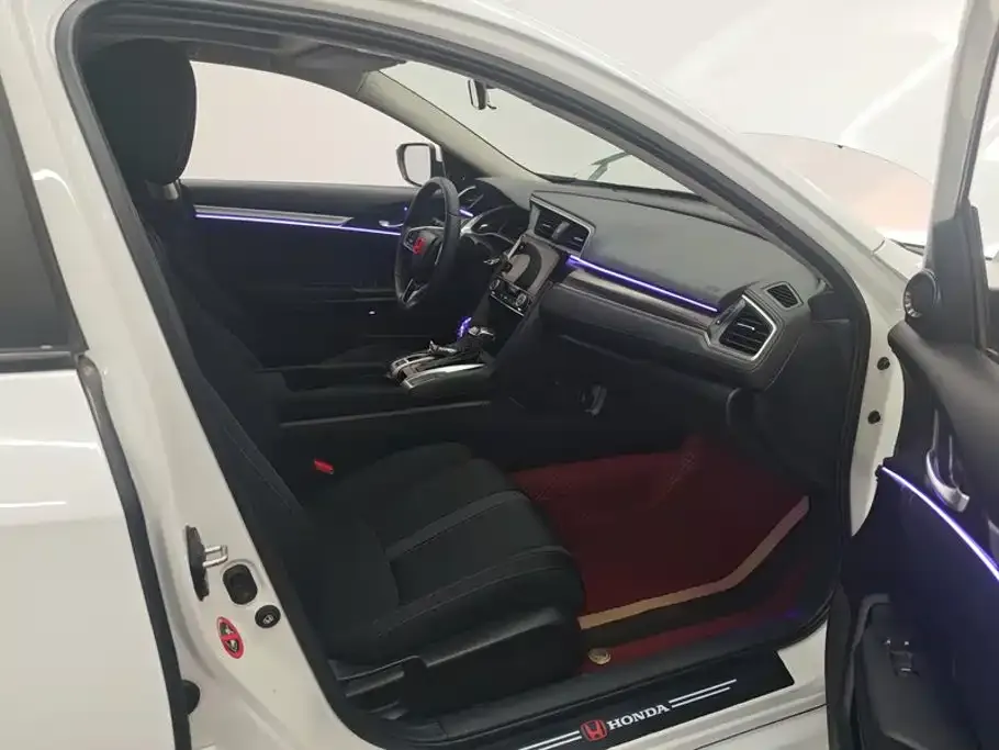 Honda Civic — фото 3