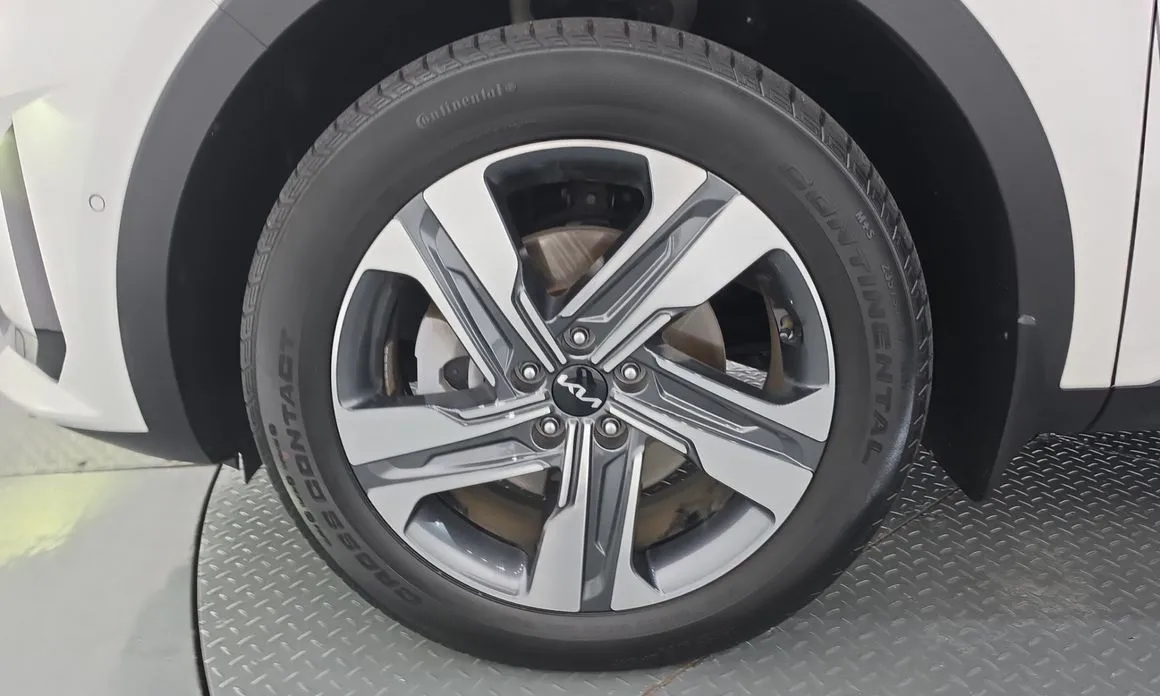 Kia Sorento — фото 6