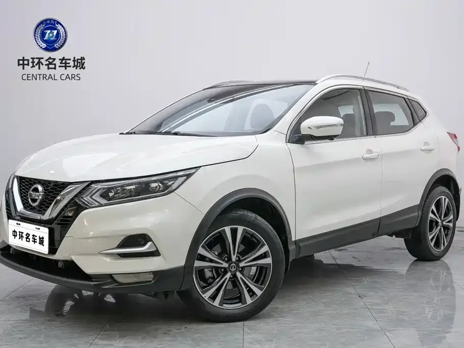 Nissan Qashqai — фото 1