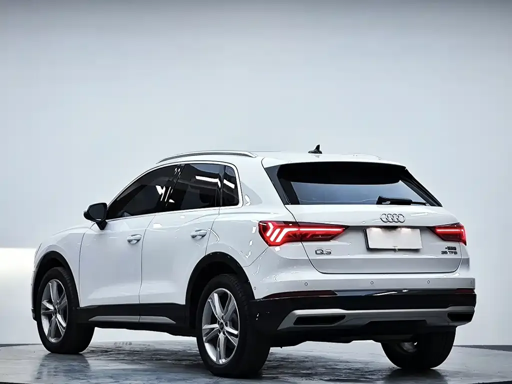 Audi Q3 — фото 5