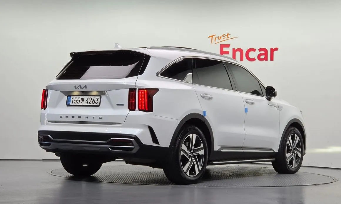 Kia Sorento — фото 8