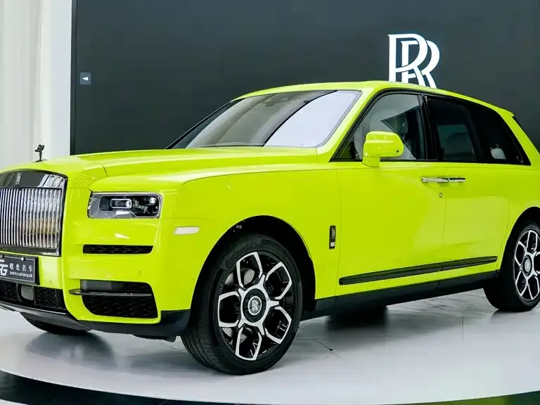 Rolls-Royce Cullinan — фото 1