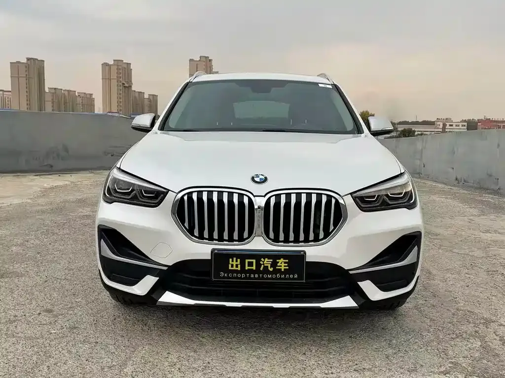 BMW X1 — фото 6