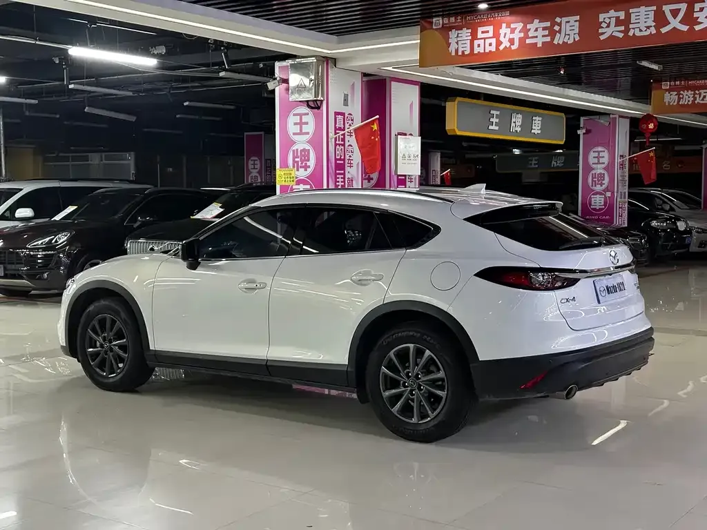 Mazda CX-4 — фото 7