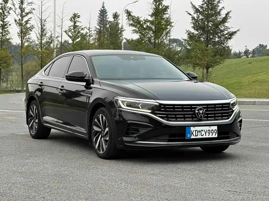 Volkswagen Passat — фото 8