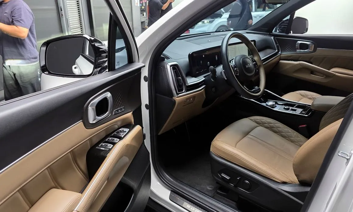 Kia Sorento — фото 9
