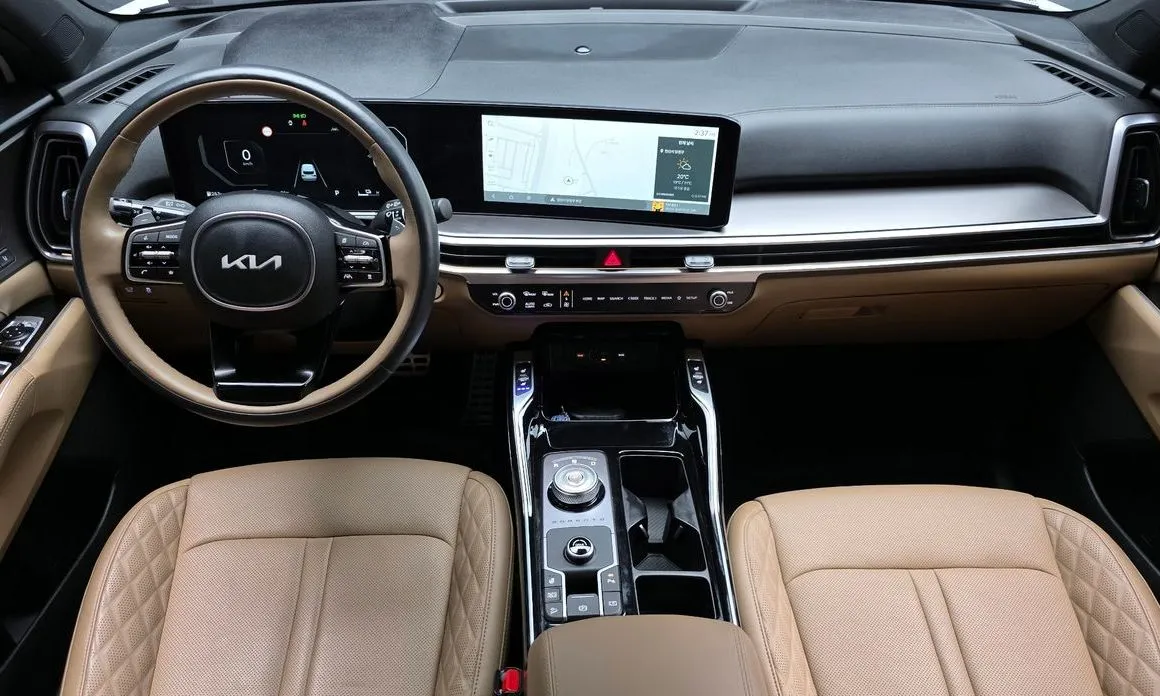 Kia Sorento — фото 10