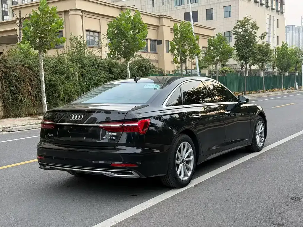 Audi A6L — фото 5