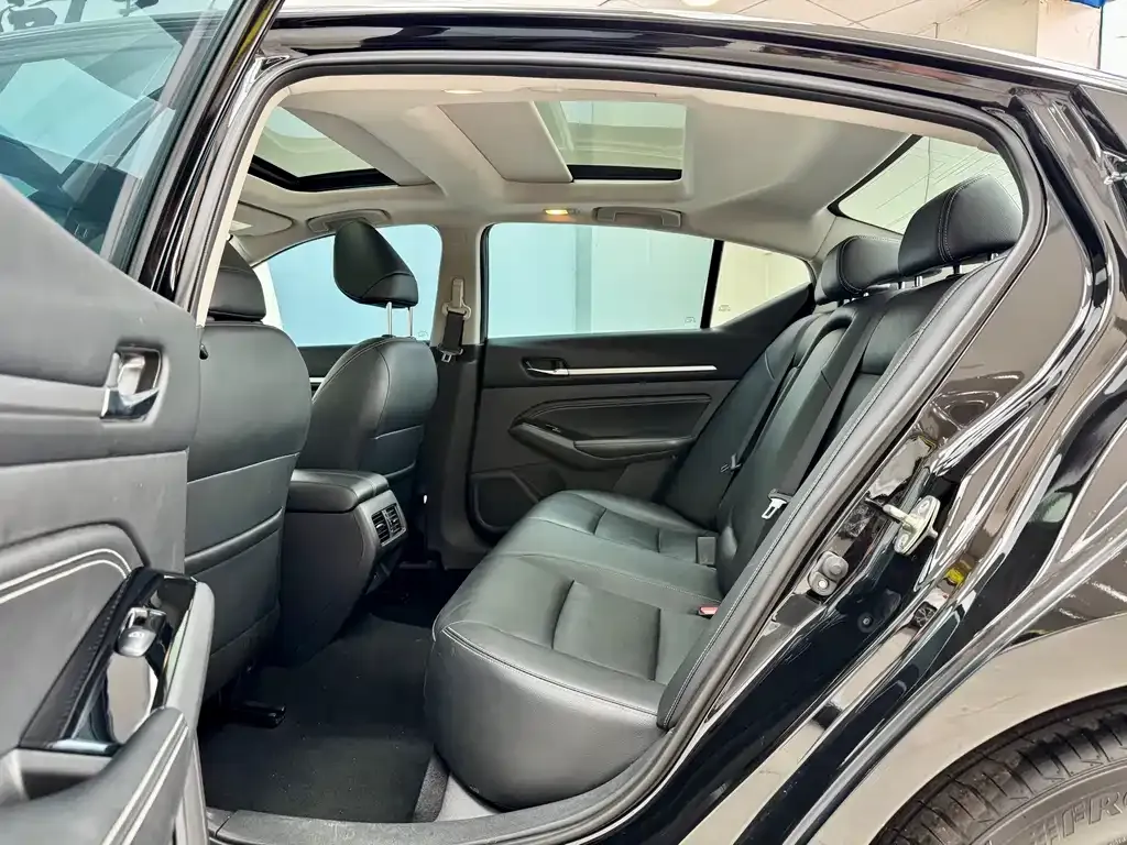 Nissan Teana — фото 10