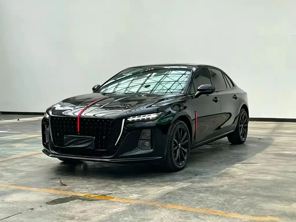 Hongqi H5 — фото 1
