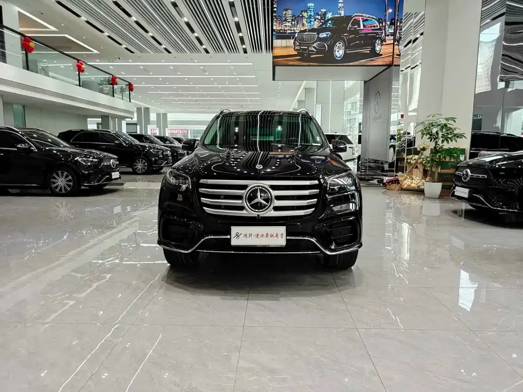 Mercedes-Benz GLS — фото 9