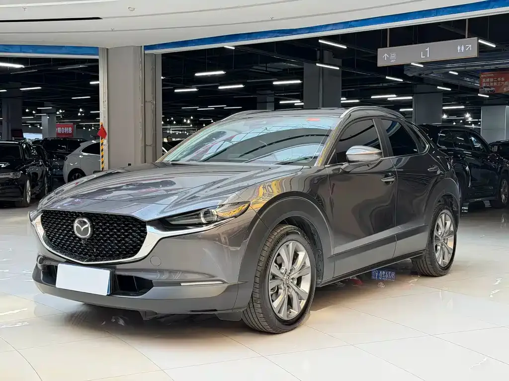 Mazda CX-30 — фото 1